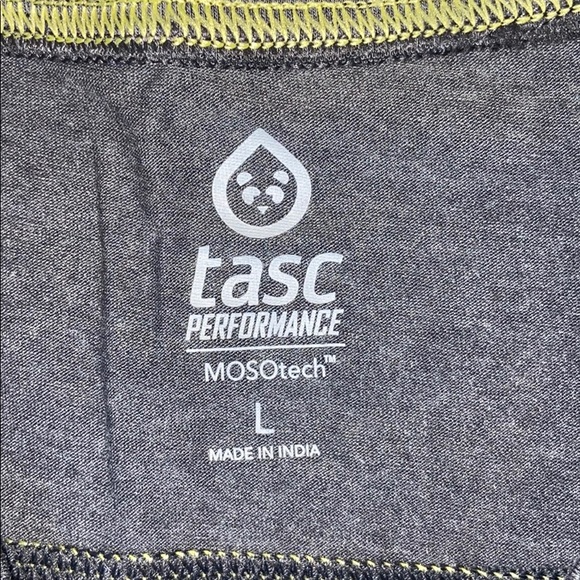 tasc Performance men’s tank - Picture 3 of 6